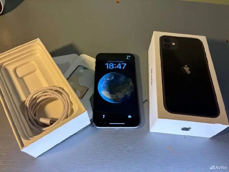 Продам iPhone 11 64гб в отличном состоянии - Смартфоны (Электроника) в Тверь