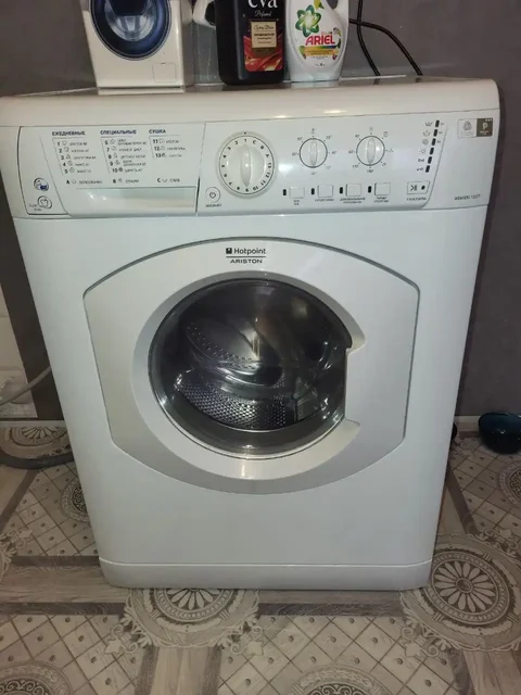 Стиральная машинка HOTPOINT ARISTON с сушкой - Двери в Тверь