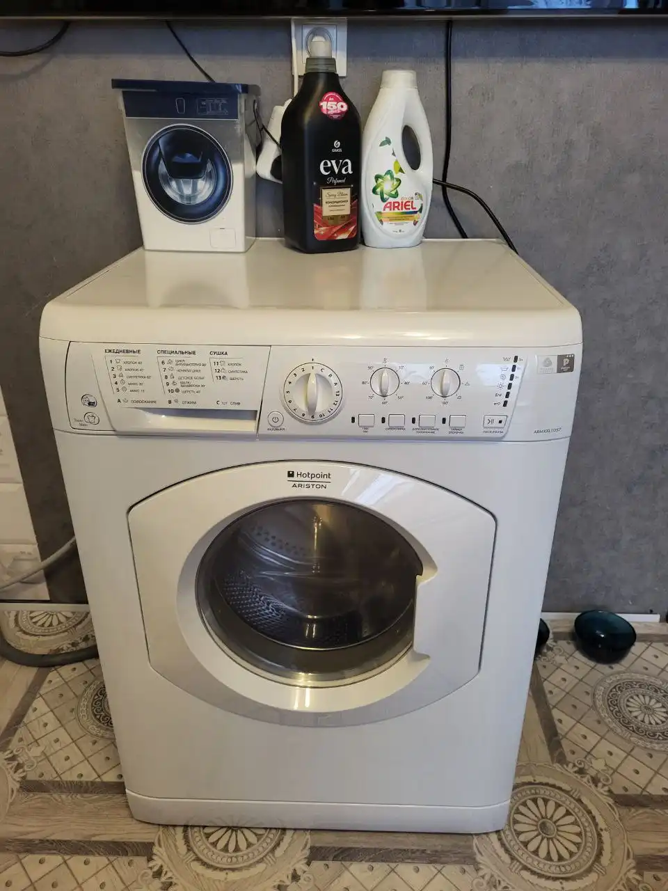 Стиральная машинка HOTPOINT ARISTON с сушкой - Бытовая техника (Для дома и дачи) в Тверь