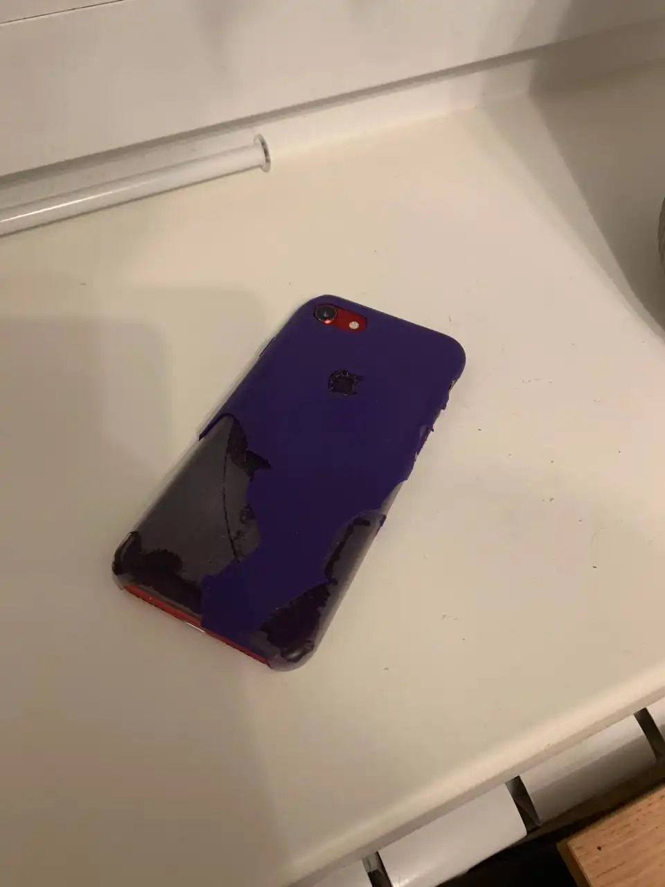 Продажа двух iPhone (XS и 8) в разном состоянии - Смартфоны (Электроника) в Тверь