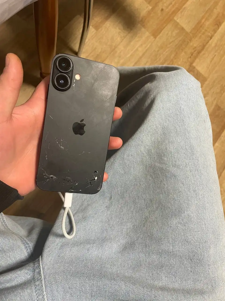 Продажа запчастей для электроники с поврежденным экраном - Запчасти для электроники (Электроника) в Тверь