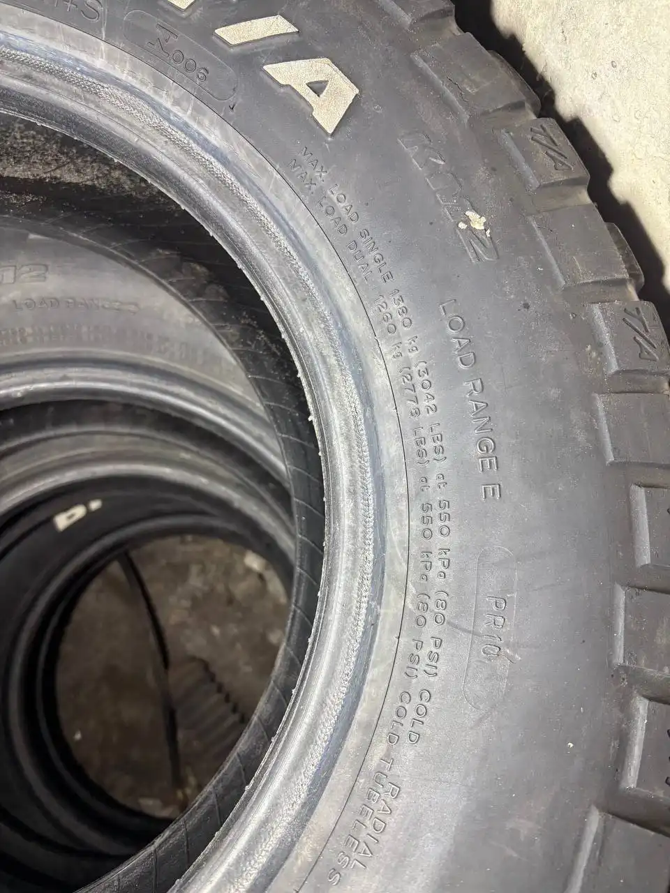 Печка для гаража Форсы каминс с шинами - Запчасти (Авто) в Тверь