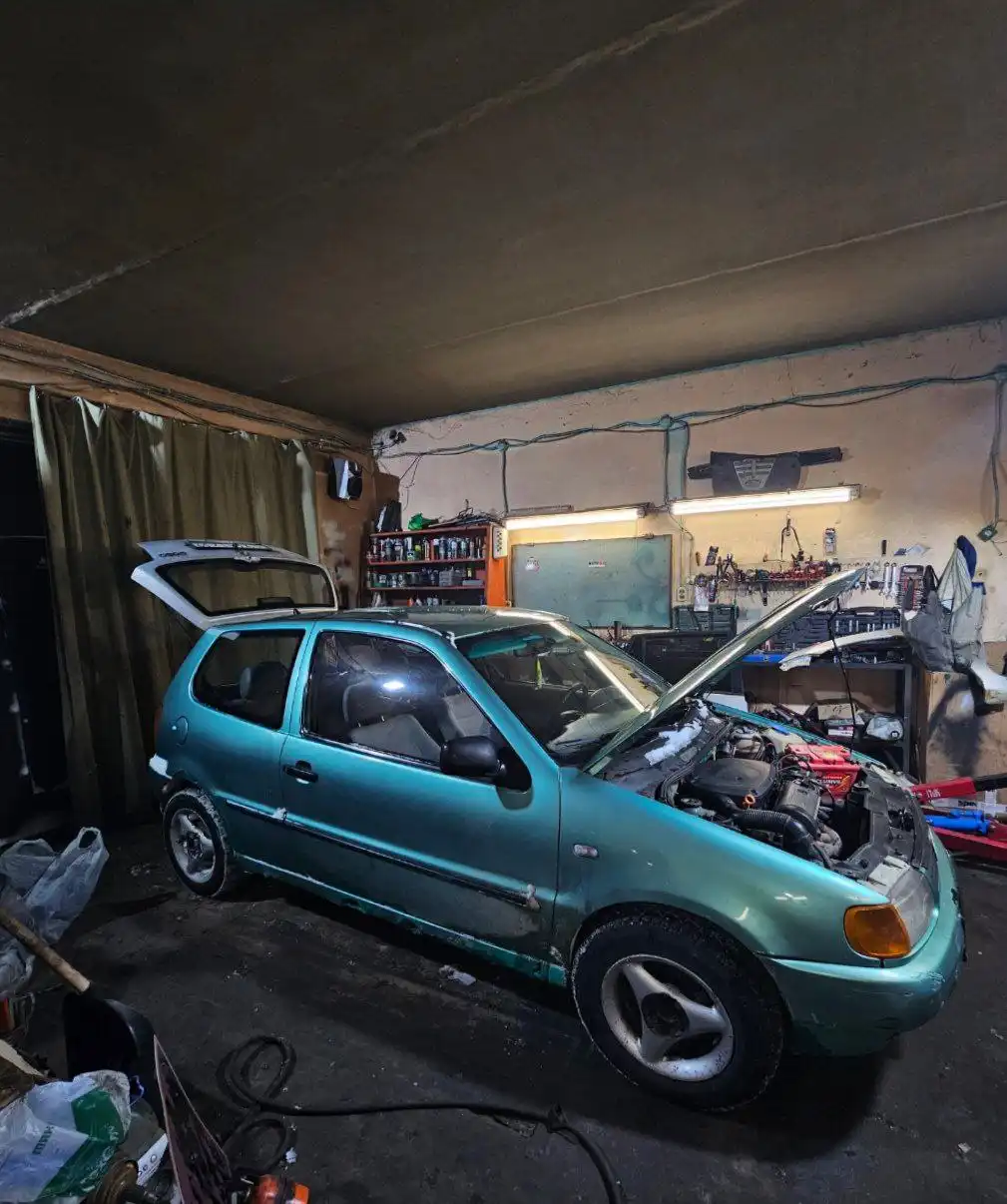 Фольксваген Поло купе 1.4 МТ - Легковые автомобили (Авто) в Тверь