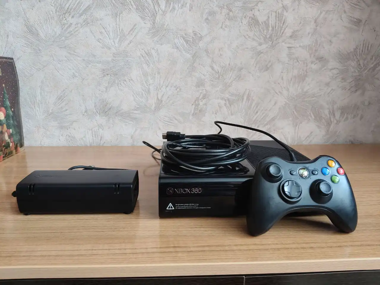 Xbox 360E Прошитая в хорошем состоянии - Игровые приставки (Электроника) в Тверь