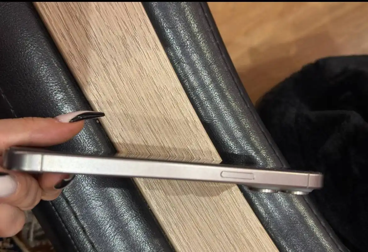 Продажа iPhone 15 Pro Max 256 ГБ - Смартфоны (Электроника) в Тверь