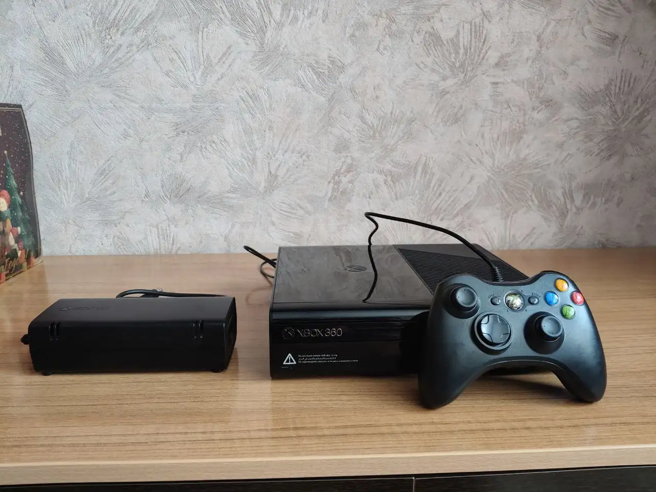 Xbox 360E в хорошем состоянии - Игровые консоли (Электроника) в Тверь