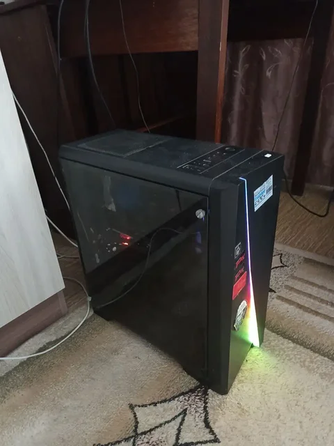 Продам без накопителей полностью рабочий - Осветительные приборы в Тверь