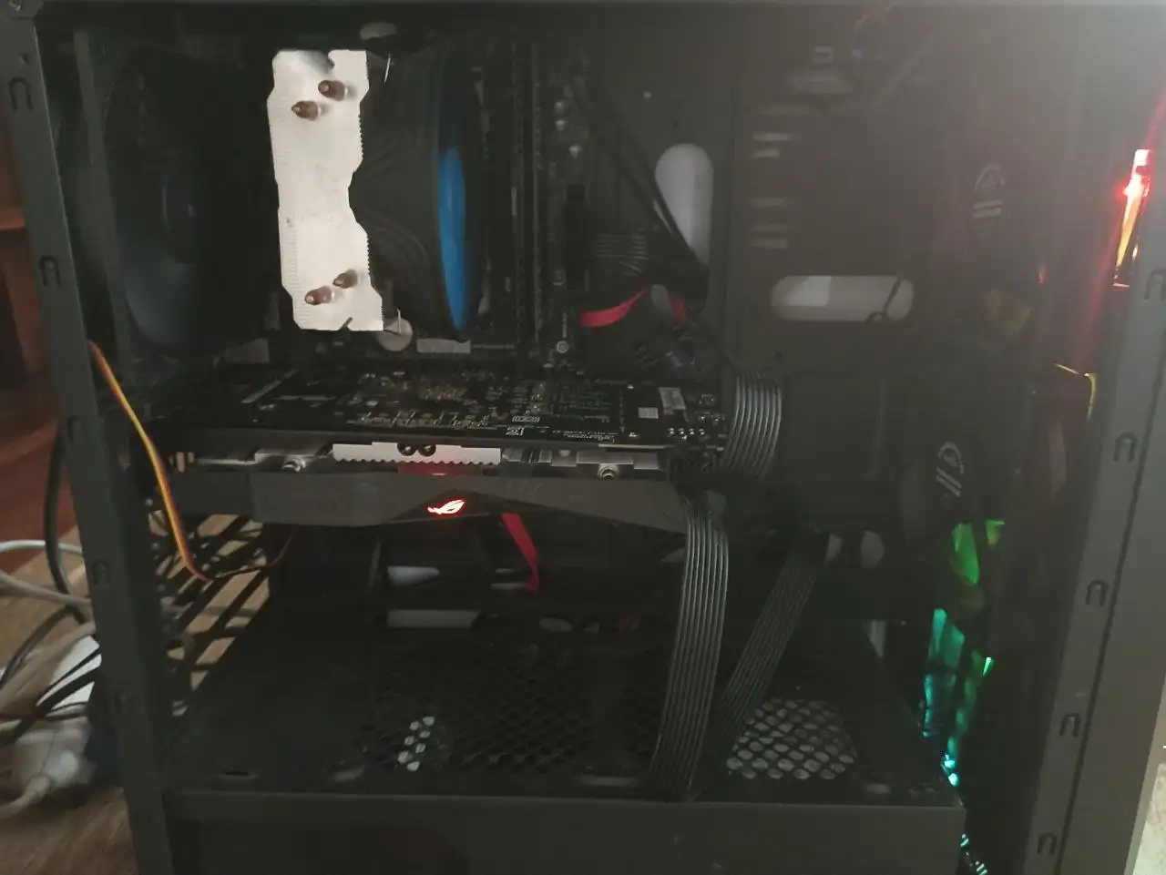 Продам без накопителей полностью рабочий - Запчасти в Тверь