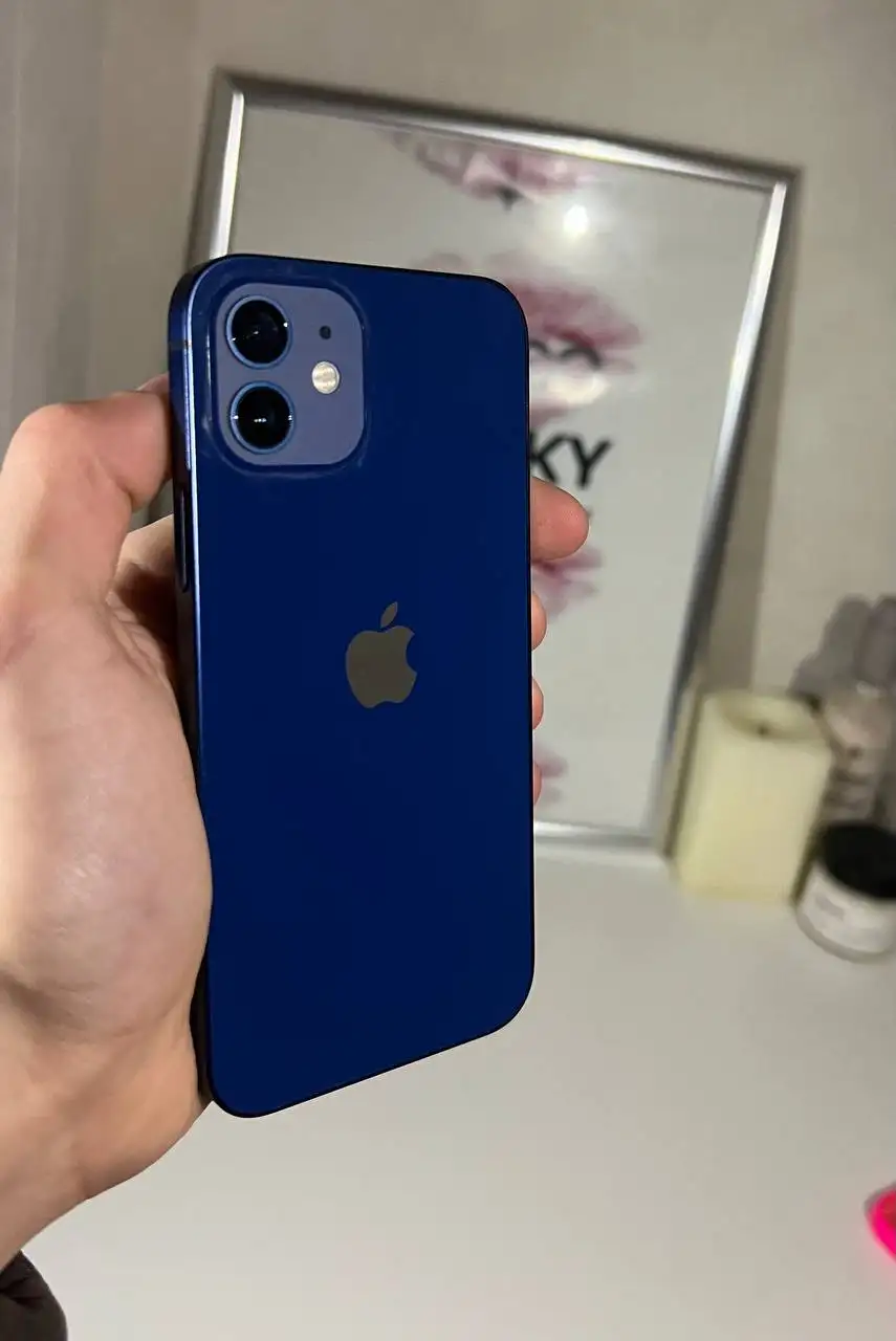 Обмен двух айфонов на автомобиль - Авто в Тверь