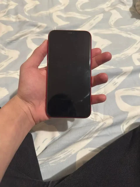 Продам iPhone 11 красный 64 ГБ - Аудиотехника в Тверь