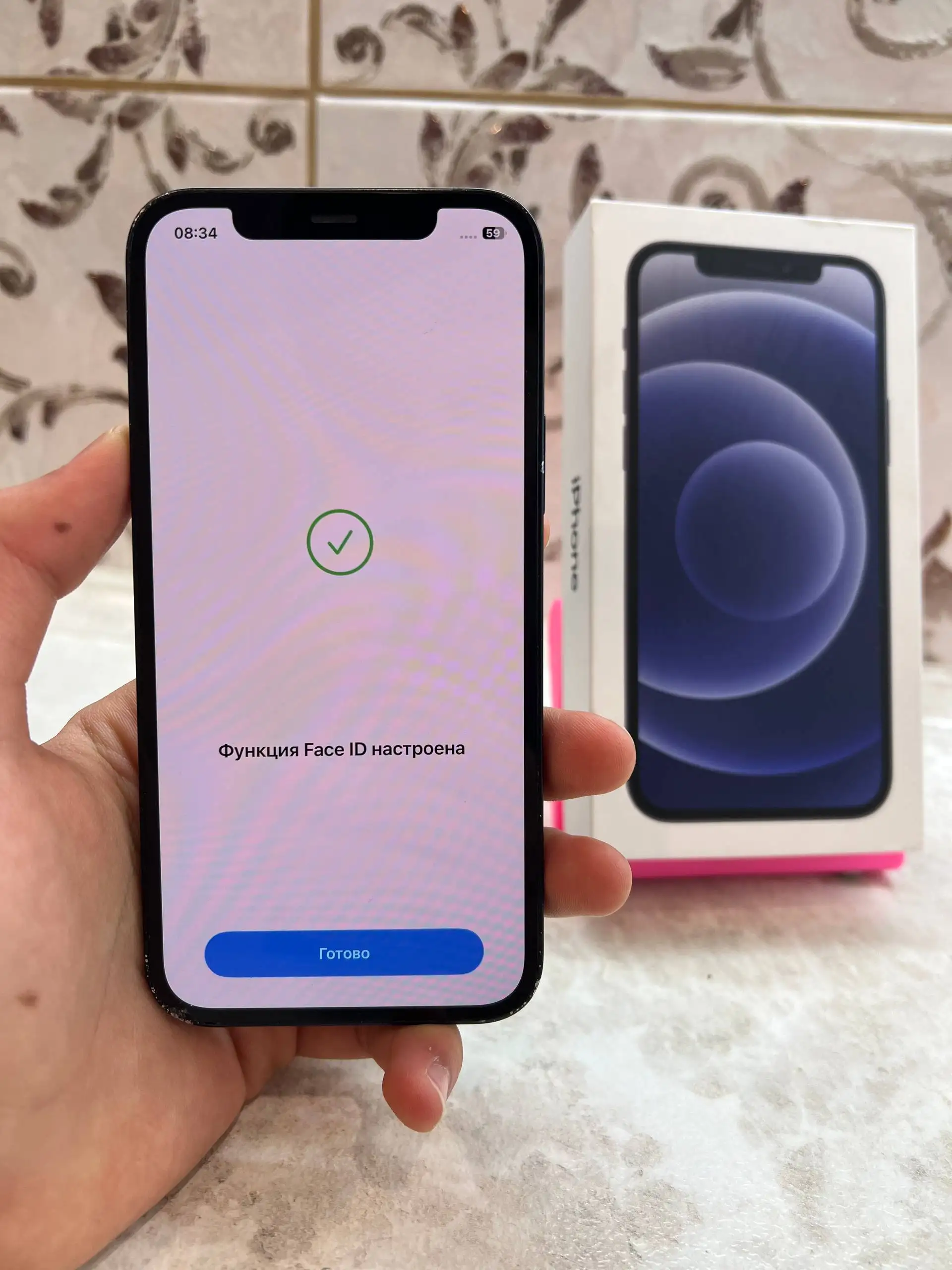 Продам iPhone 12 64 ГБ с мелкими дефектами - Смартфоны (Электроника) в Тверь