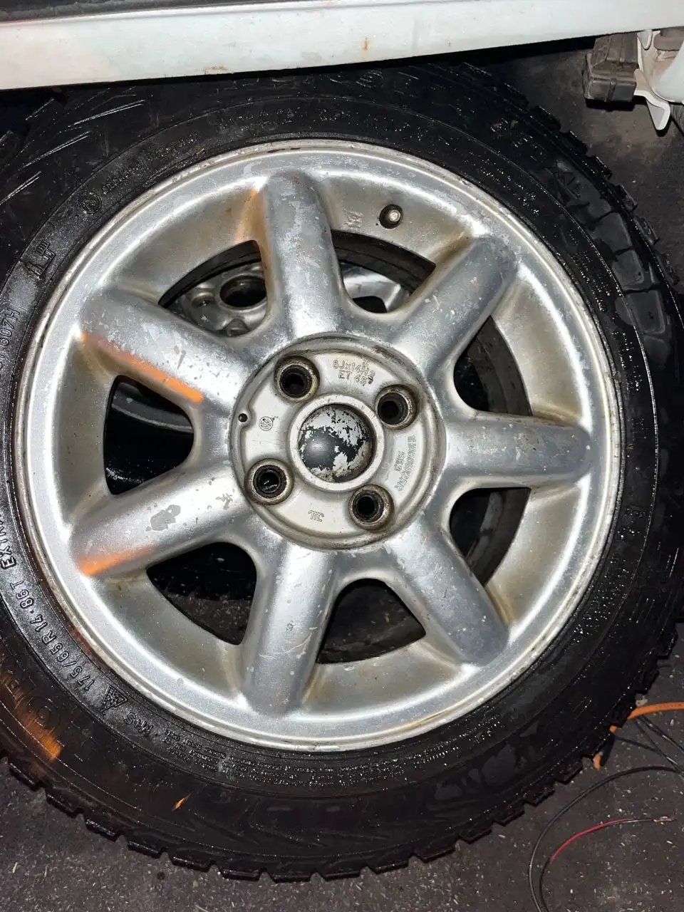 Автомобильные запчасти и мототехника в Твери - Автомобильные запчасти и мототехника (Запчасти) в Тверь