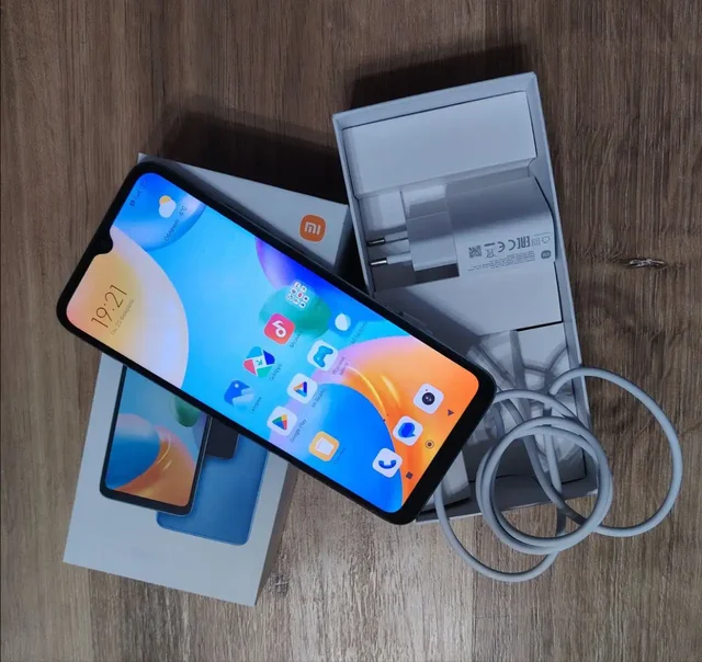 Продам Xiaomi Redmi 10C - Телефоны и аксессуары в Тверь