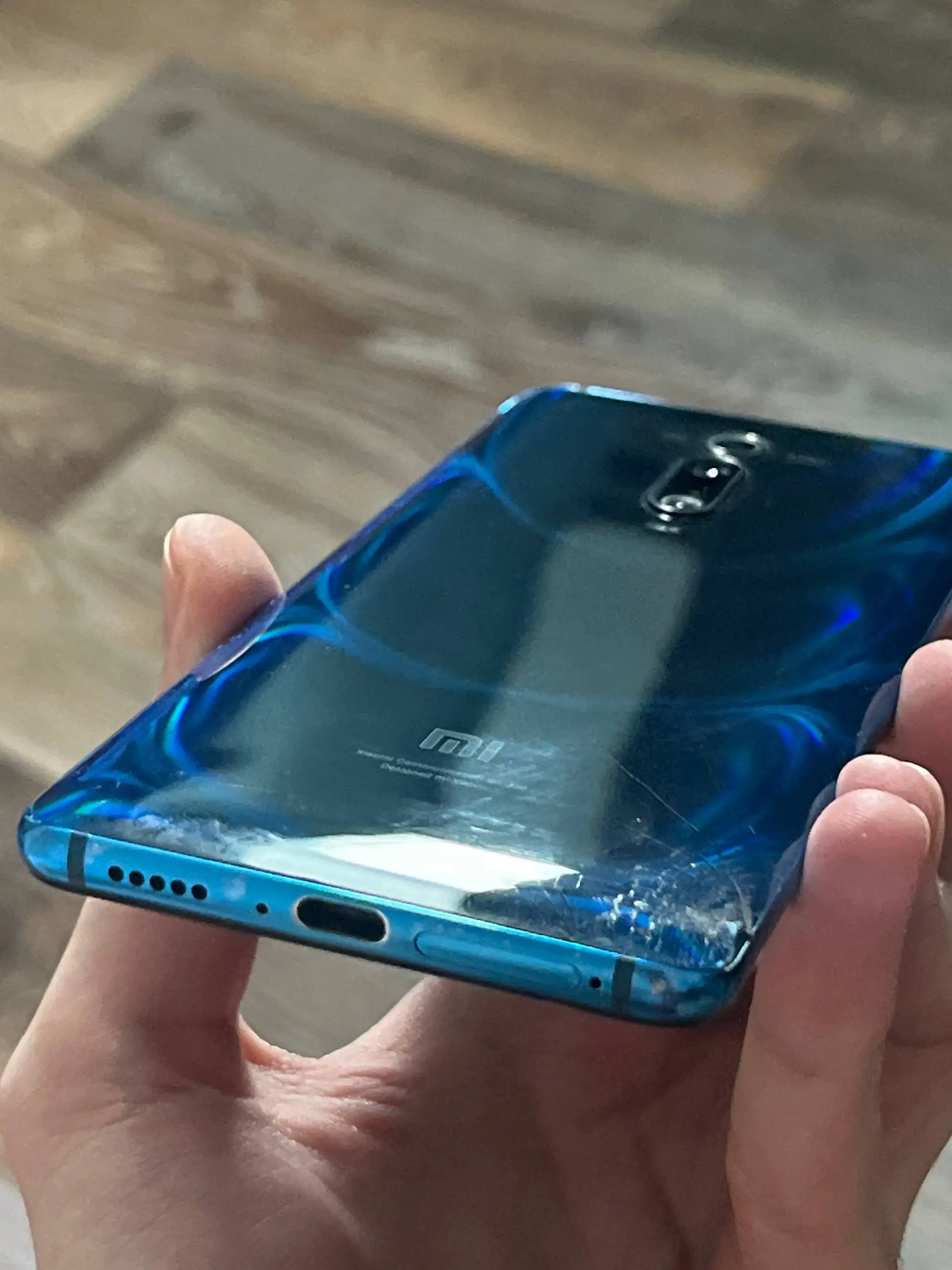 Продажа Xiaomi Mi 9T - Смартфоны и телефоны (Электроника) в Тверь