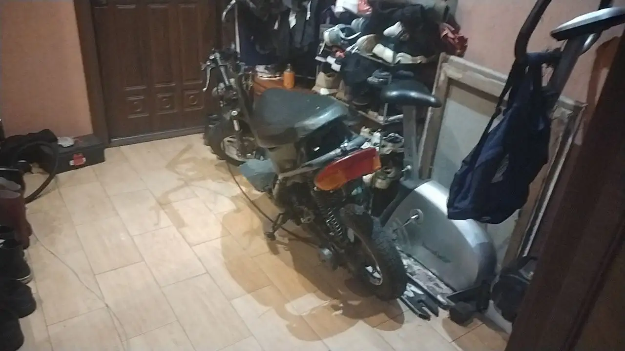 Продам скутер с доп. запчастями - Мото (Авто) в Тверь