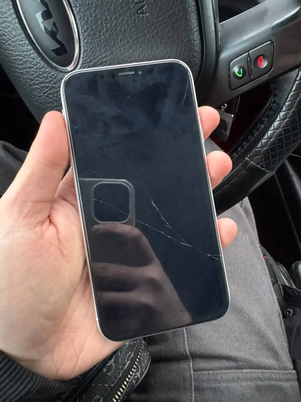 Продажа смартфонов iPhone в Твери - Смартфоны (Электроника) в Тверь