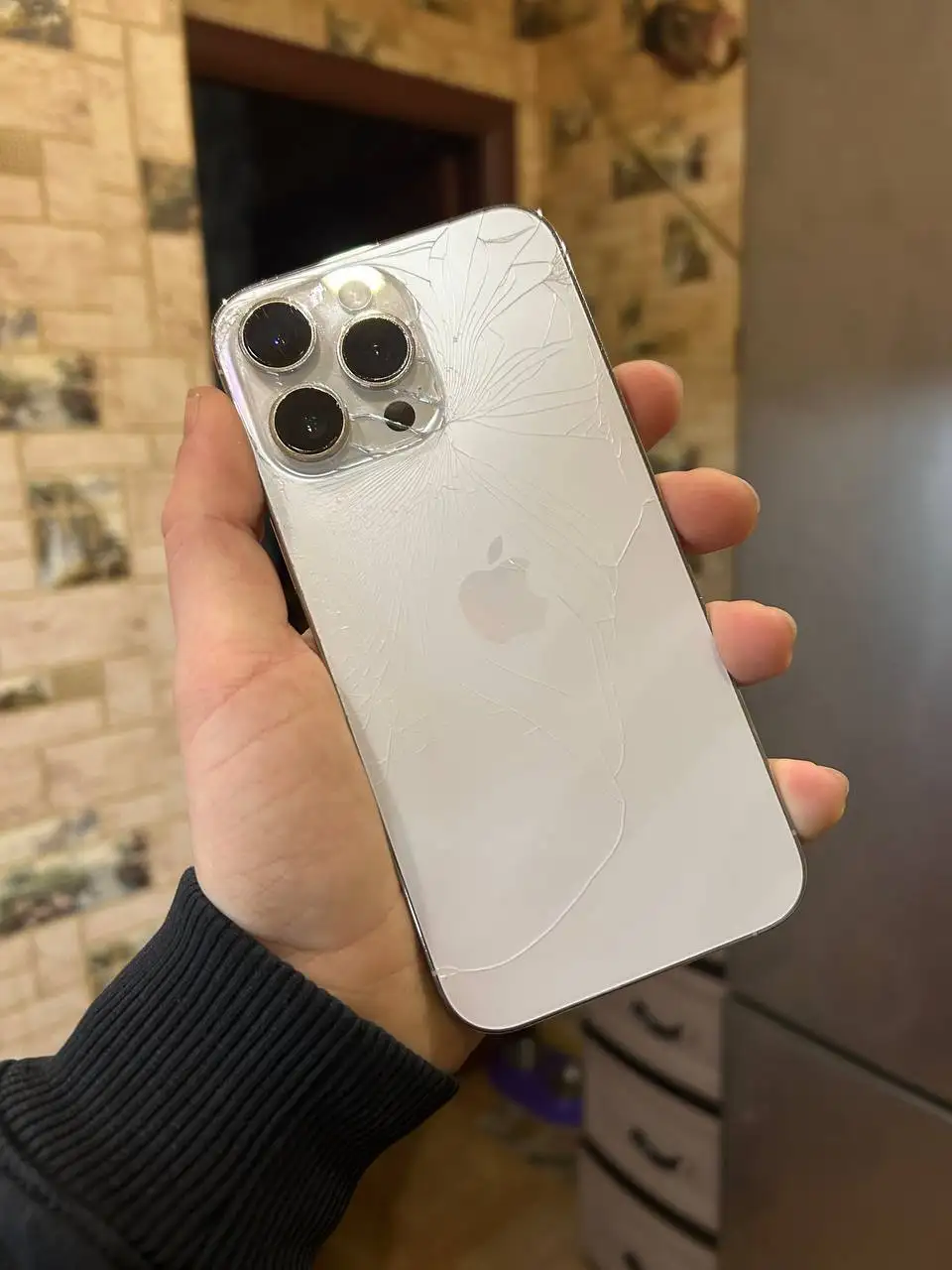 Продам iPhone 14 Pro Max 128 GB с неисправностью камеры - Смартфоны (Электроника) в Тверь