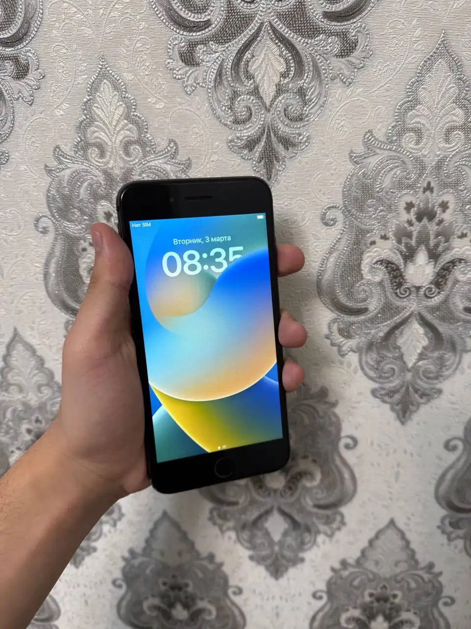 Продажа iPhone 11 Pro и iPhone 8 Plus - Смартфоны (Электроника) в Тверь