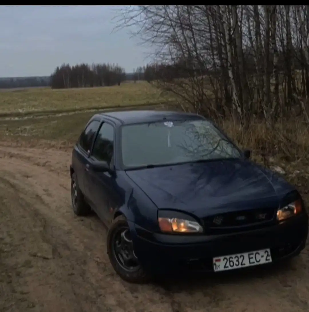 Ford Fiesta 4 рестайлинг 2001 года на ходу - Легковые автомобили (Авто) в Тверь