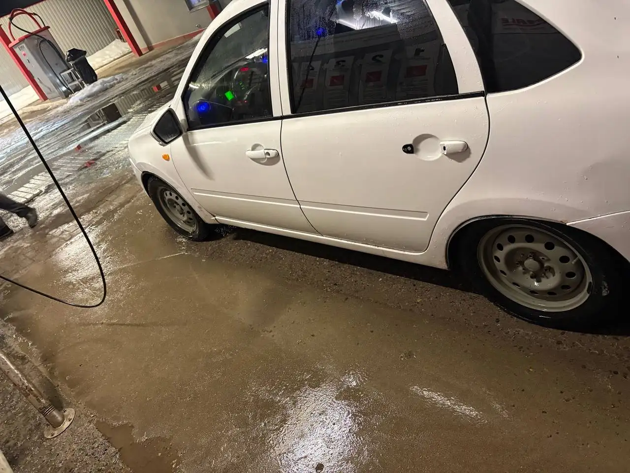 Продам Ладу Гранту 2012 года - Легковые автомобили (Авто) в Тверь