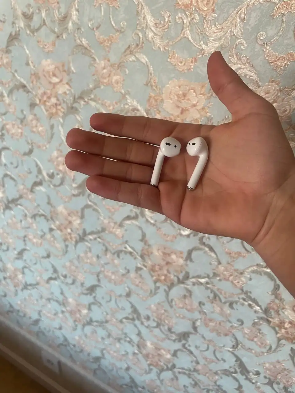 AirPods 2 (2019) - Наушники (Электроника) в Тверь