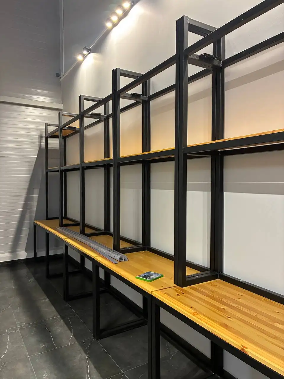 Столы стелажи 12 шт - Барахолка в Тверь