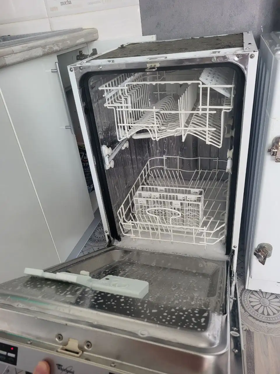 Встраиваемая посудомоечная машина WHIRLPOOL 45см узкая - Бытовая техника (Для дома и дачи) в Тверь