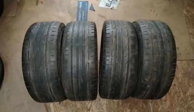 Продам комплект шин 215/55/16 - Штампы в Тверь