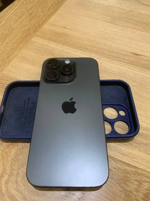 Продам iPhone 16 Pro 128 ГБ с АКБ 91% - Компьютеры в Тверь