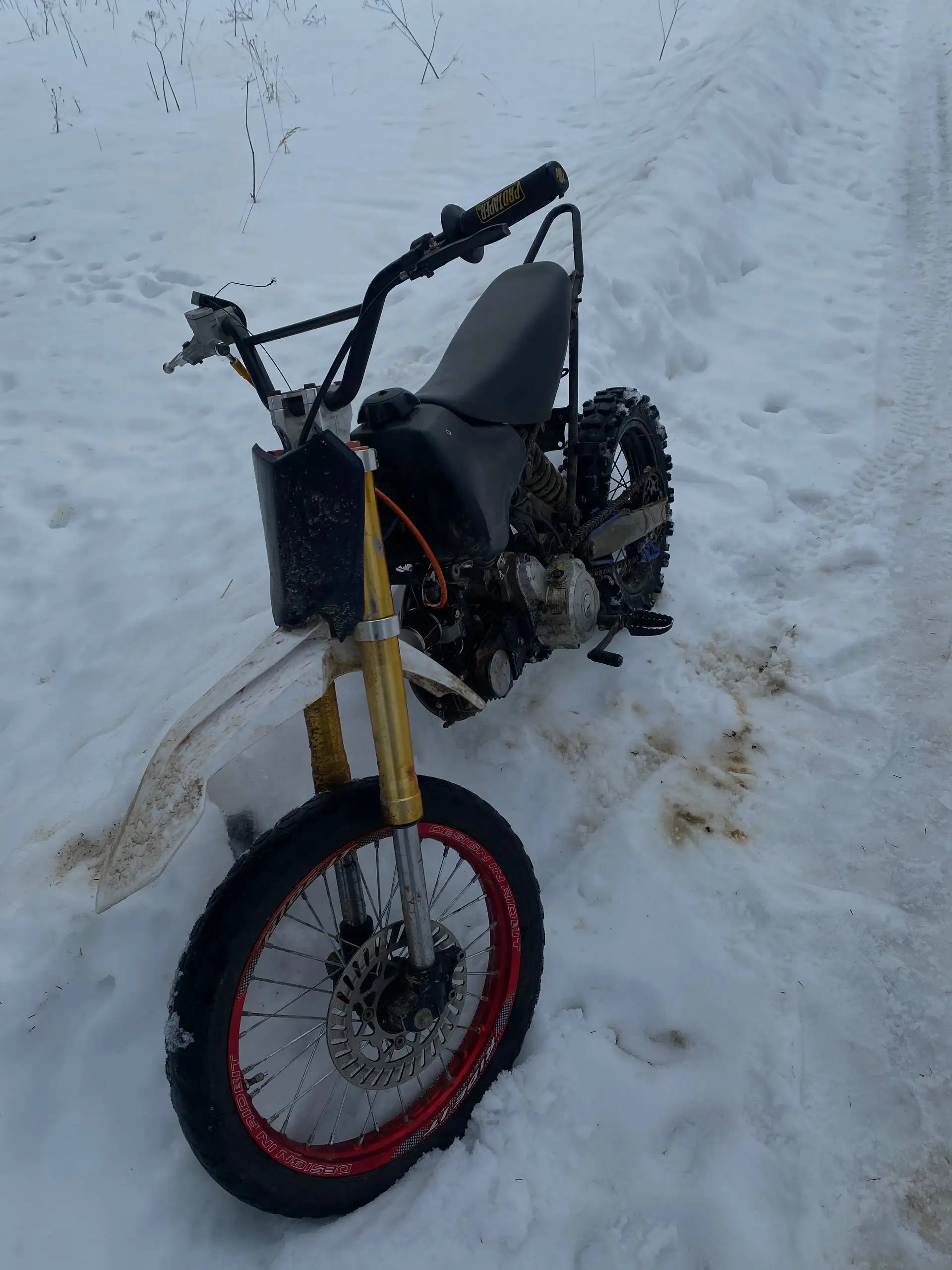 Продажа автозапчастей в Твери - Запчасти в Тверь