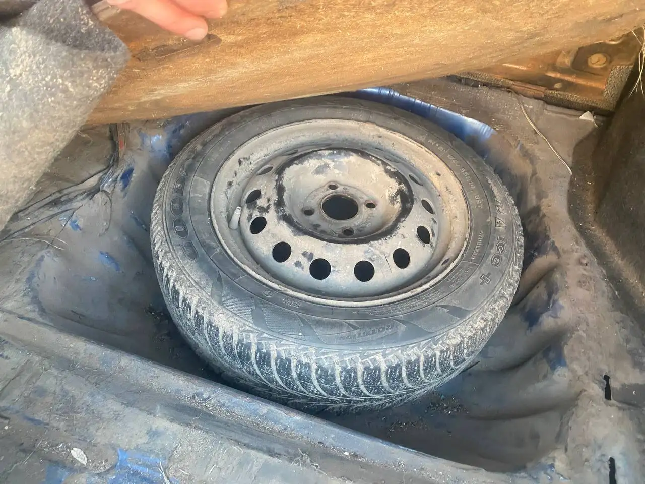 Продажа 5 колес - Колеса (Запчасти) в Тверь