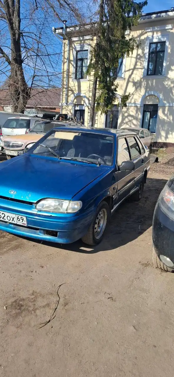Продажа автомобиля 2001 года с неисправностями двигателя - Авто в Тверь