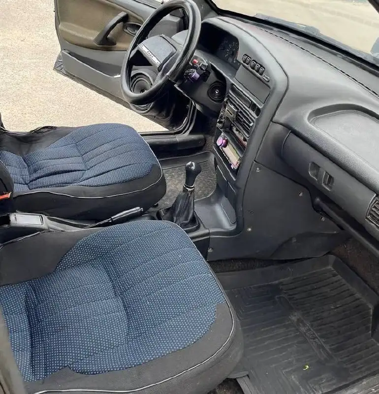 Продажа автомобиля 2006 года, комплектация люкс - Авто в Тверь