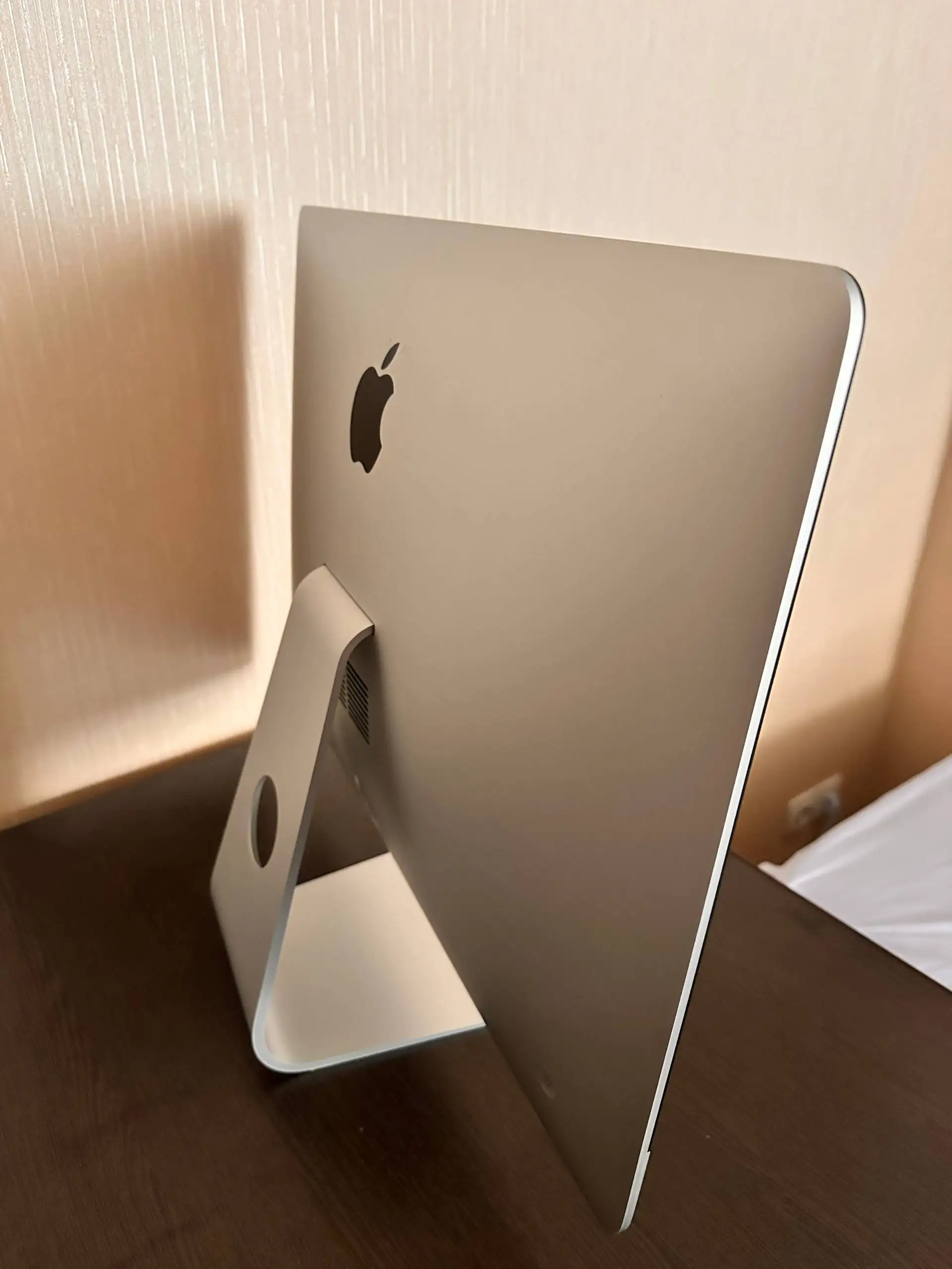 iMac 2017 года в хорошем состоянии с macOS Sonoma - Компьютеры (Электроника) в Тверь