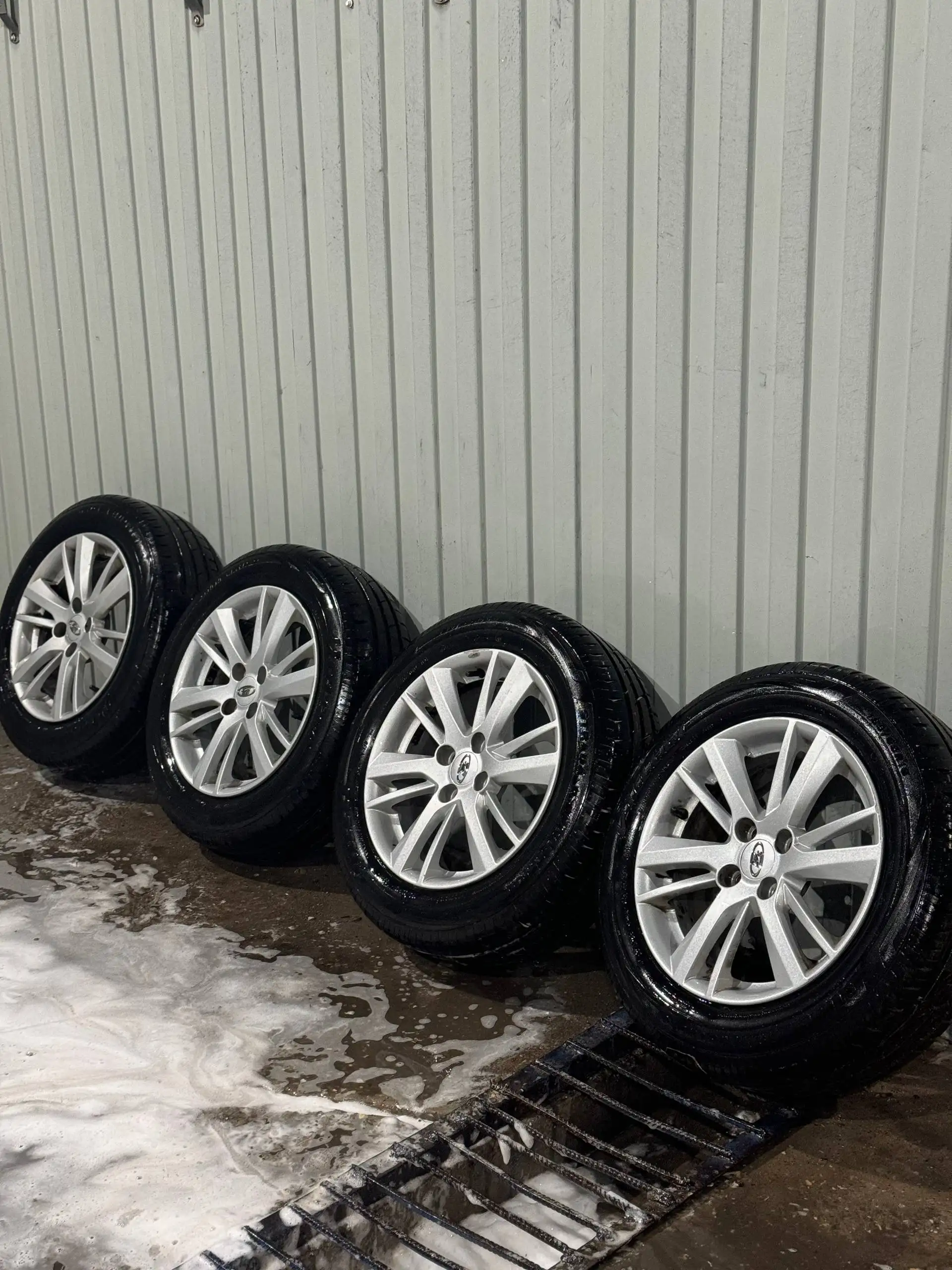 Продам литье Гранта FL 32 - Диски (Запчасти) в Тверь