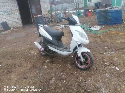 Продам скутер Irbis на ходу с документами - частное объявление в Тверь