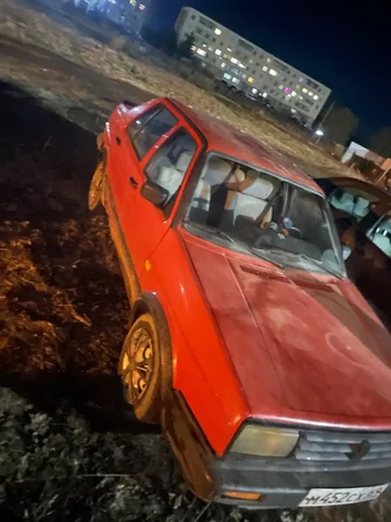 Volkswagen Jetta 2 1.8 - Мотоциклы в Тверь