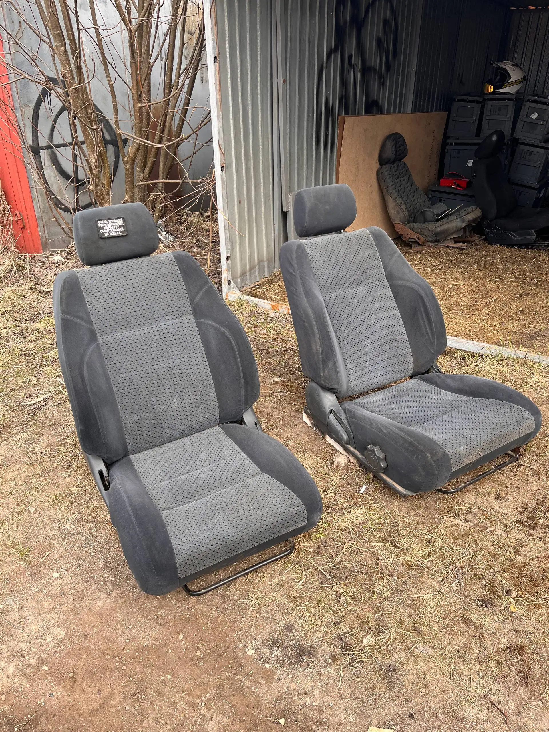 Продам сидения с Нивы - Автозапчасти (Запчасти) в Старица