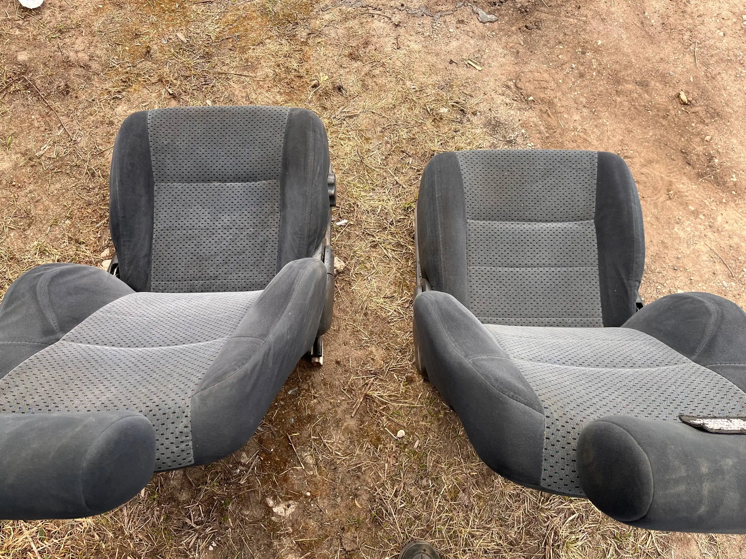 Продам сидения с Нивы - Автозапчасти (Запчасти) в Старица