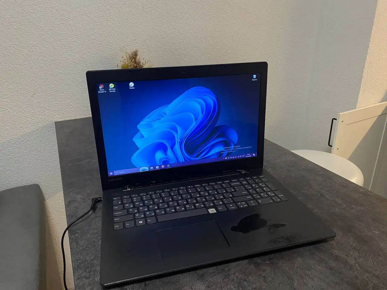 Продам ноутбук Lenovo - Электроника в Тверь