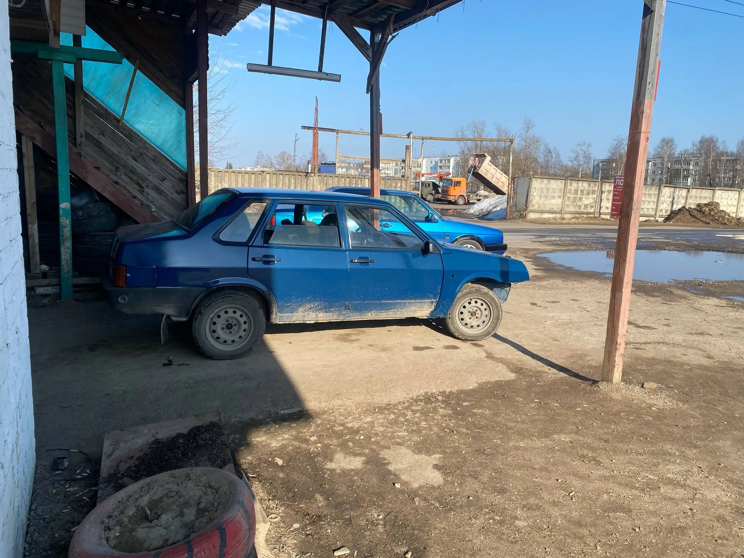 ВАЗ 21099 2000 года выпуска на запчасти - Запчасти (Авто) в Тверь