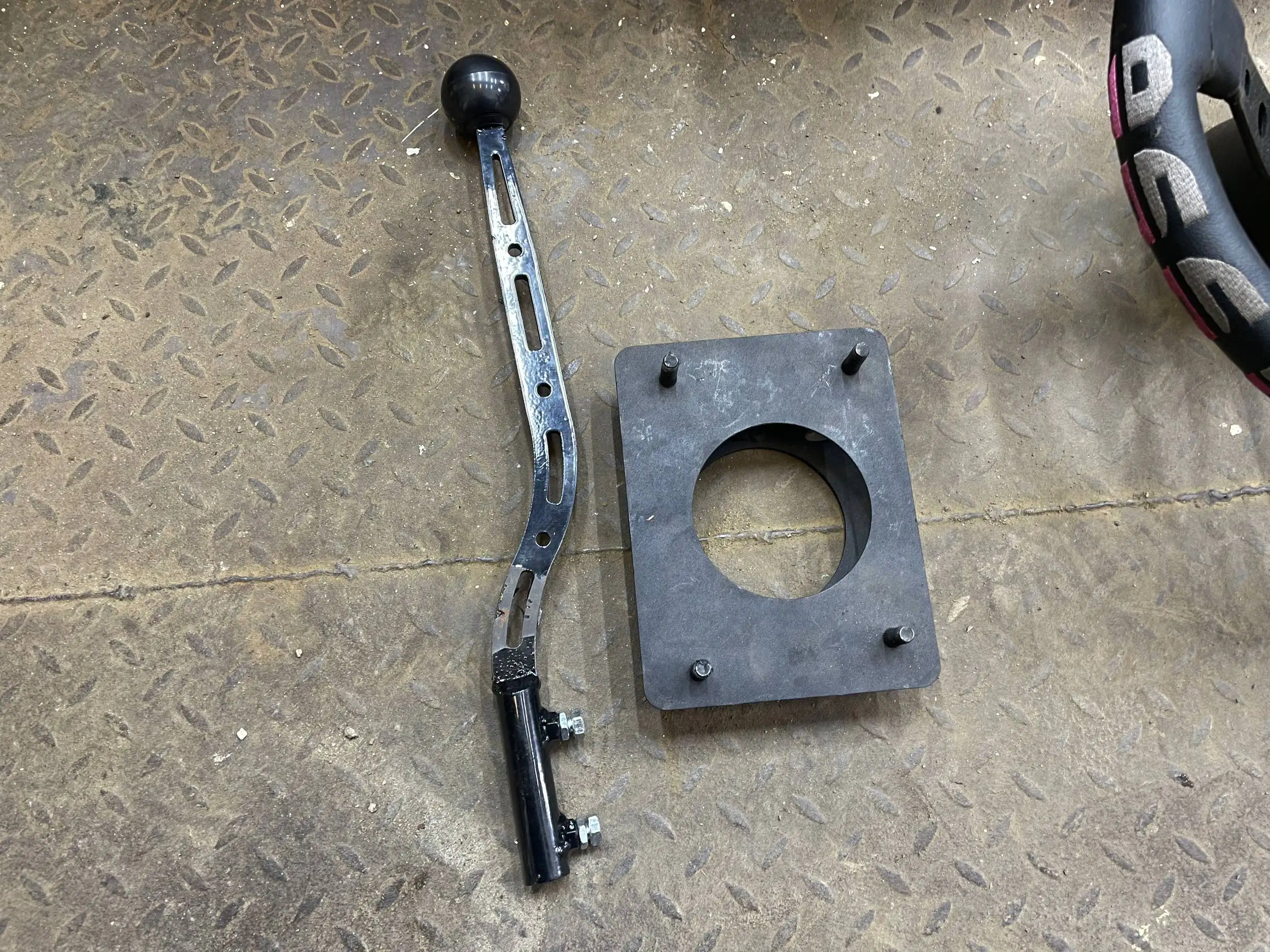 Продам комплект автотоваров - Запчасти (Авто) в Тверь