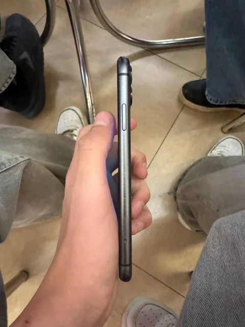 Продажа iPhone 11 - Ноутбуки в Тверь