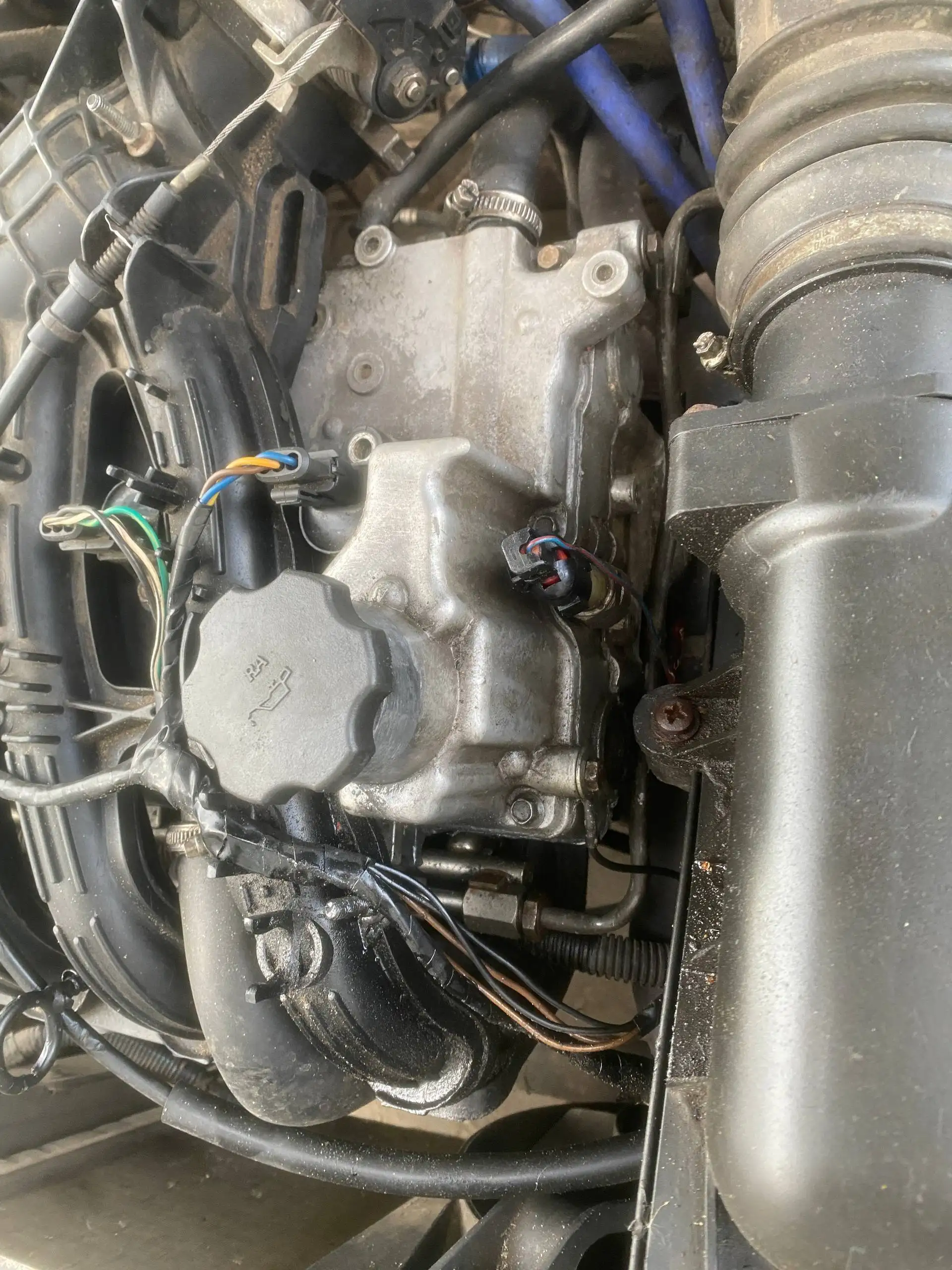 Продам мотор провернуло вкладыш, голова целая шеснарь 124 - Запчасти в Тверь