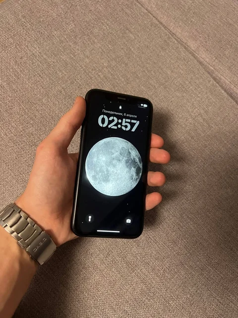 iPhone XR 128GB черный - Мотоэкипировка в Тверь