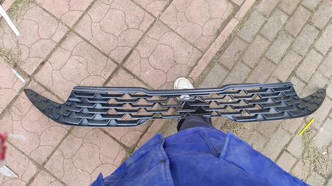 Решетка радиатора Kia K5 2021-2024 - Автомобильные и мотоциклетные запчасти в Тверь