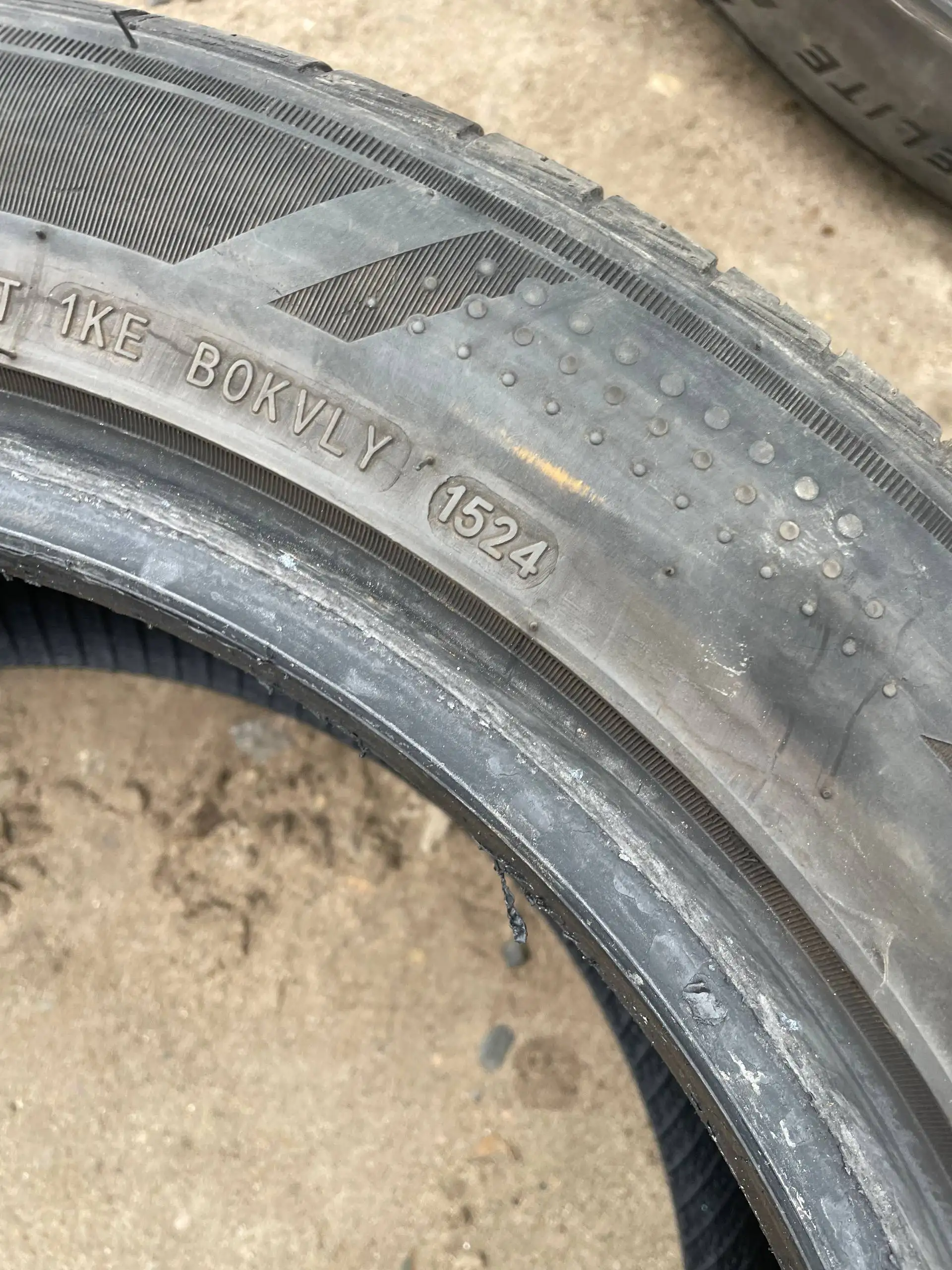 Продажа шин 205/55 R16 - Шины и диски (Запчасти) в Тверь