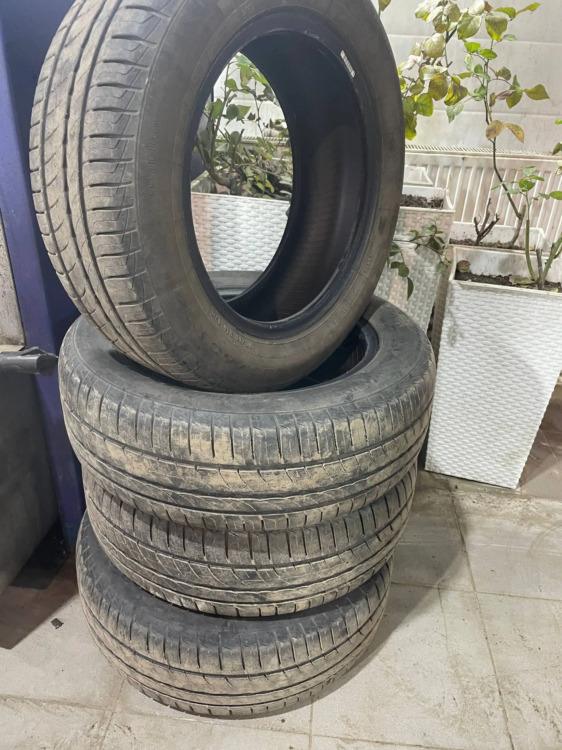 Куплю/продам шины 185/60 R14 - Шины (Запчасти) в Тверь