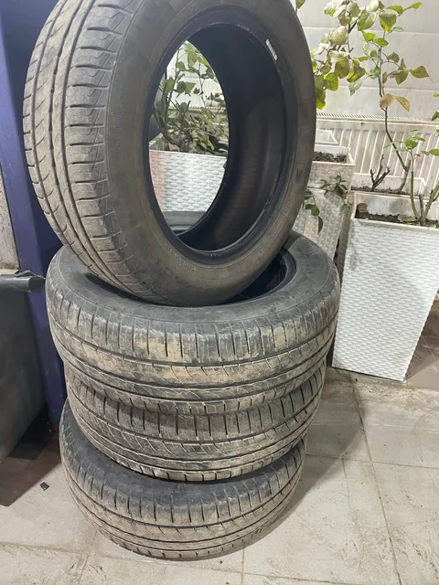 Шина 185/60 R14 - Автомобильные и мотоциклетные запчасти в Тверь