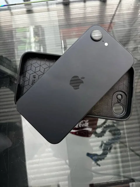 Продам или обменяю Айфон 16 - Барахолка в Тверь